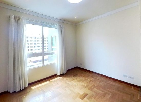 1373-Avenida-Julio-Calle-Pantino-Bedroom-2.jpg