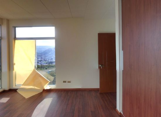 CASA-4D-MIRADOR-LOMAS-DE-ACHUMANI-14ENE24-Bedroom3.jpg