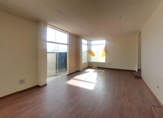 CASA-4D-MIRADOR-LOMAS-DE-ACHUMANI-14ENE24-Living-Room1.jpg