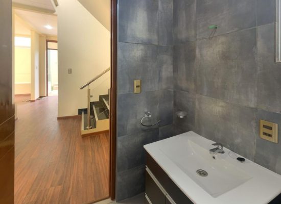 Casa-Pareada-Bathroom-2.jpg